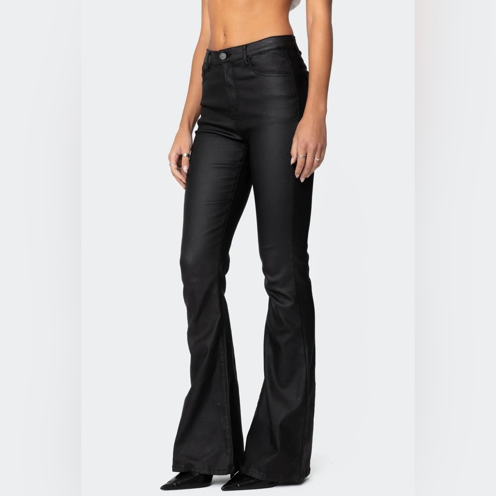 EDIKTED LUNA FAUX LEATHER FLARE JEANS